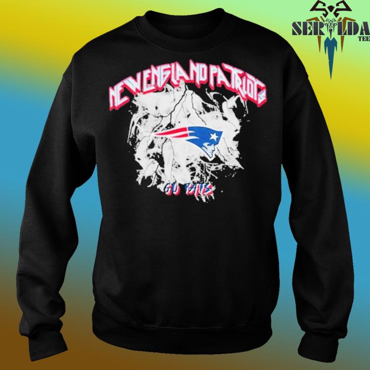 Official New England Patriots Graphic Super Bowl Champions shirt, hoodie,  longsleeve, sweatshirt, v-neck tee