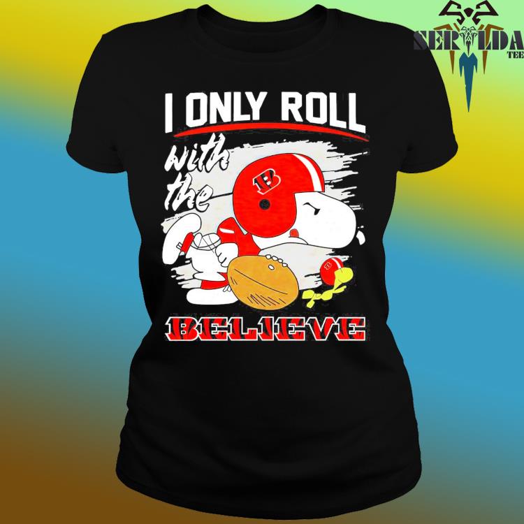 Snoopy And Woodstock I Only Roll With The Cincinnati Bengals T-Shirt - T- shirts Low Price